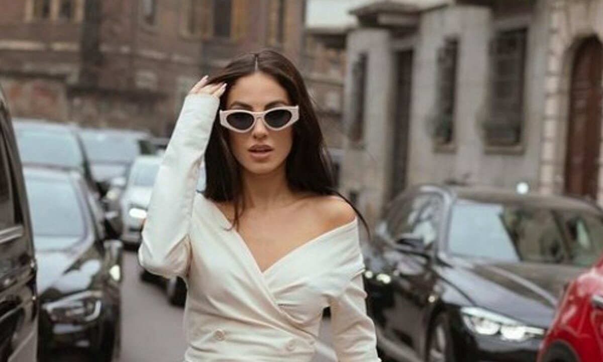 Capelli grassi e unti, ecco cosa fa Giulia De Lellis