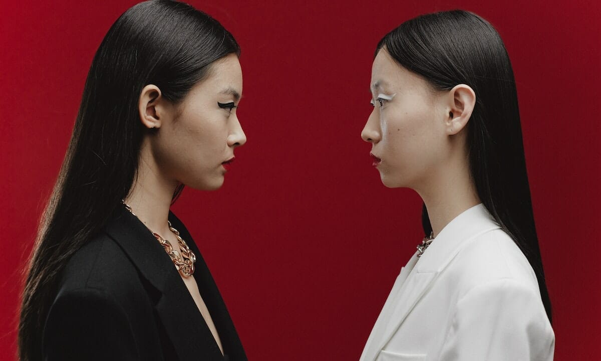 Come stirare e lisciare i capelli