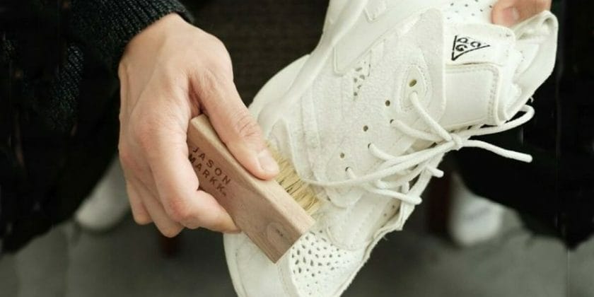 I trucchetti di Jason Markk per pulire le scarpe di camoscio