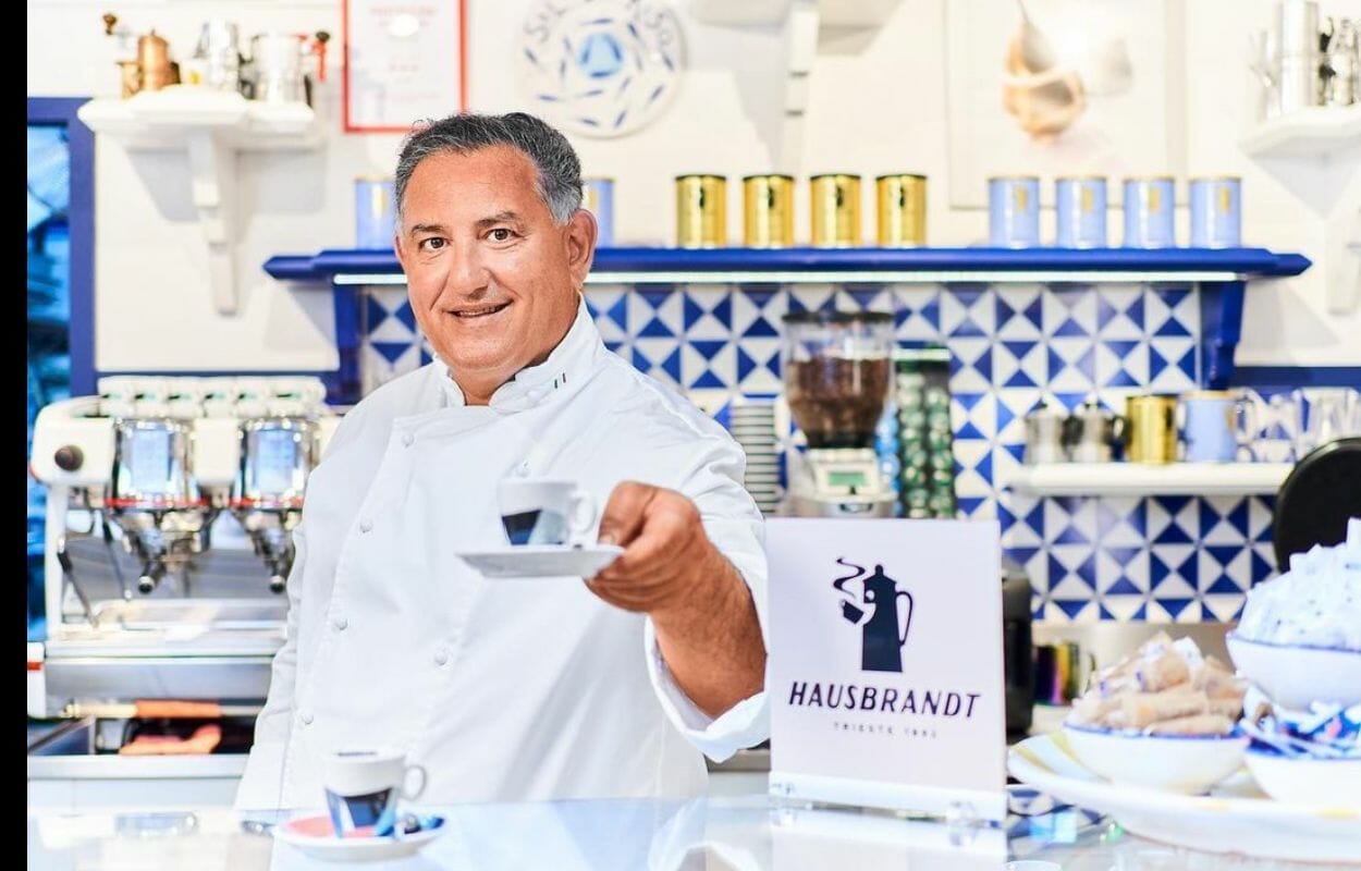 Un dolce al limone di Sal De Riso-foto da Instagram