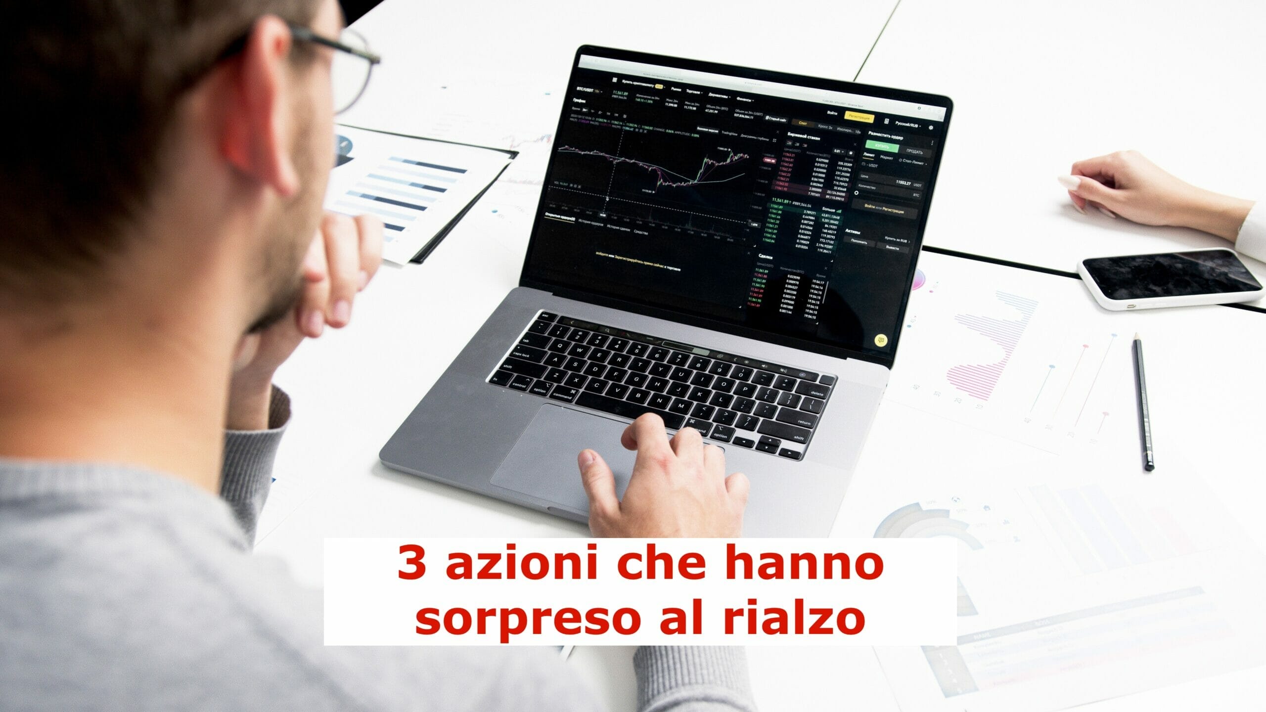 3 azioni a media capitalizzazione che hanno sorpreso al rialzo