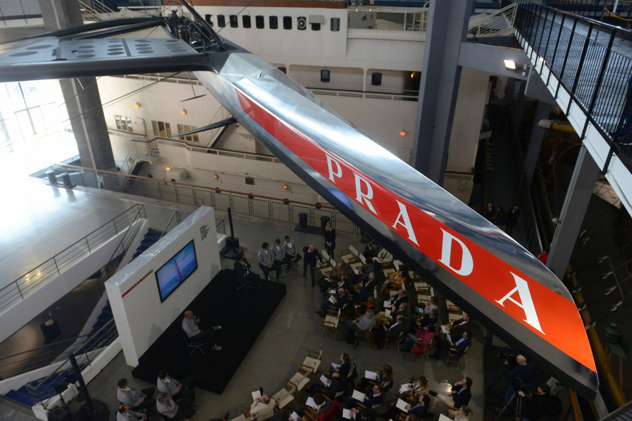 Luna Rossa ti spiega quale profumo scelgono gli attori-proiezionidiborsa.it