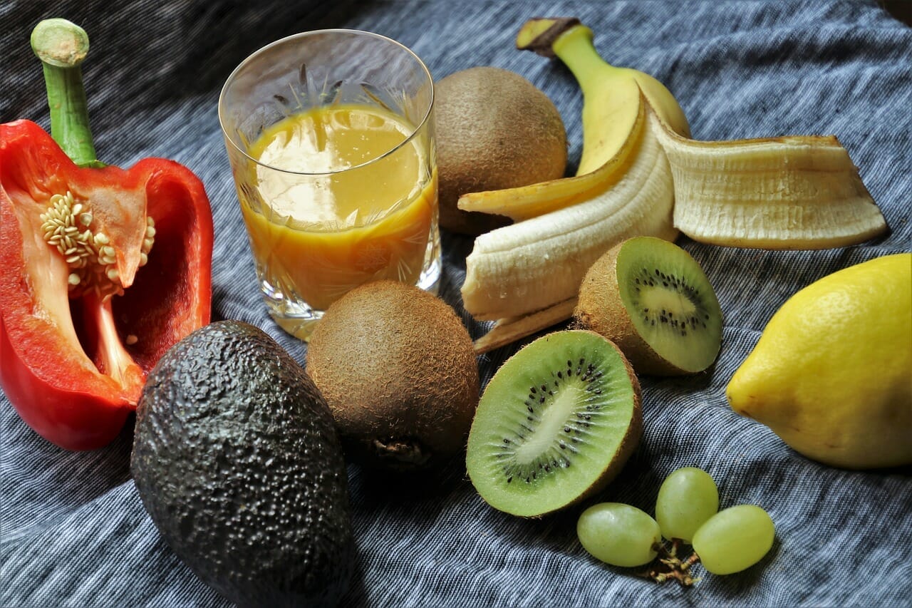 Cosa succede al nostro corpo quando mangiamo kiwi o avocado-proiezionidiborsa.it