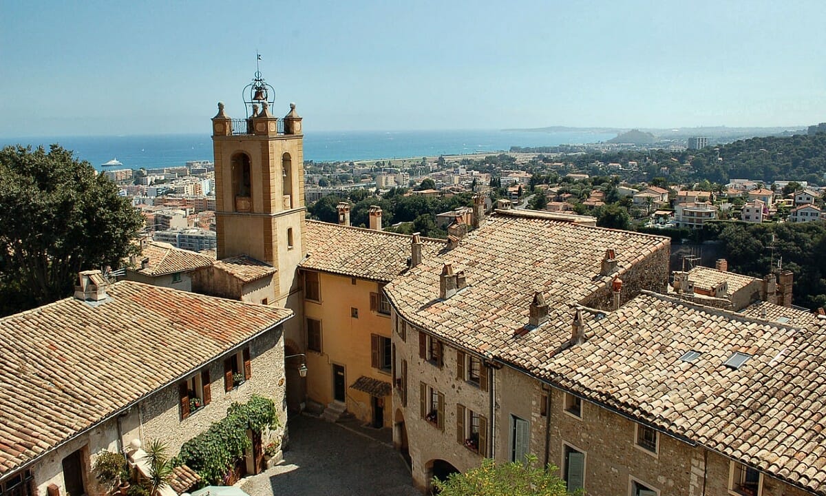 Haut-de-Cagnes, un borgo incantato a pochi passi dall’Italia