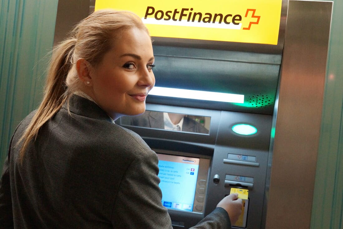 Bancomat-Foto da imagoeconomica