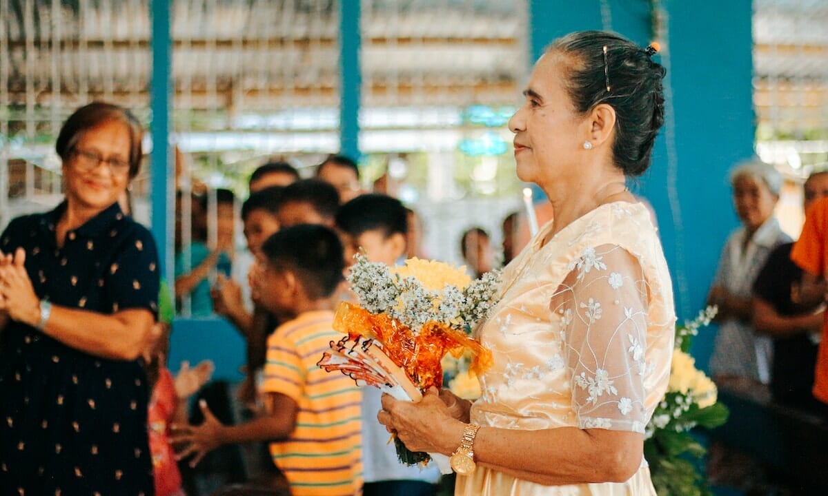 Come coprire le braccia per essere eleganti