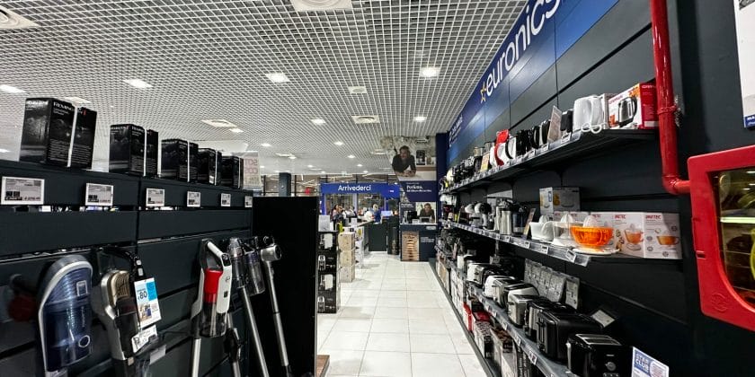 Elettrodomestici-Foto da imagoeconomica