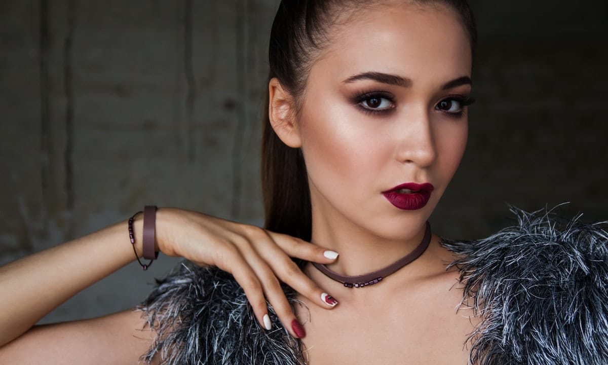 Trucco acqua e sapone per occhi marroni