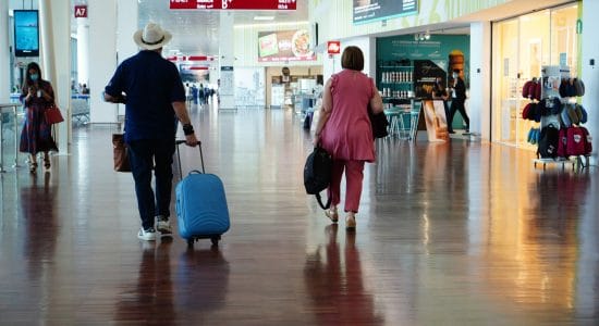 Vacanze a costo quasi zero-Foto da imagoeconomica