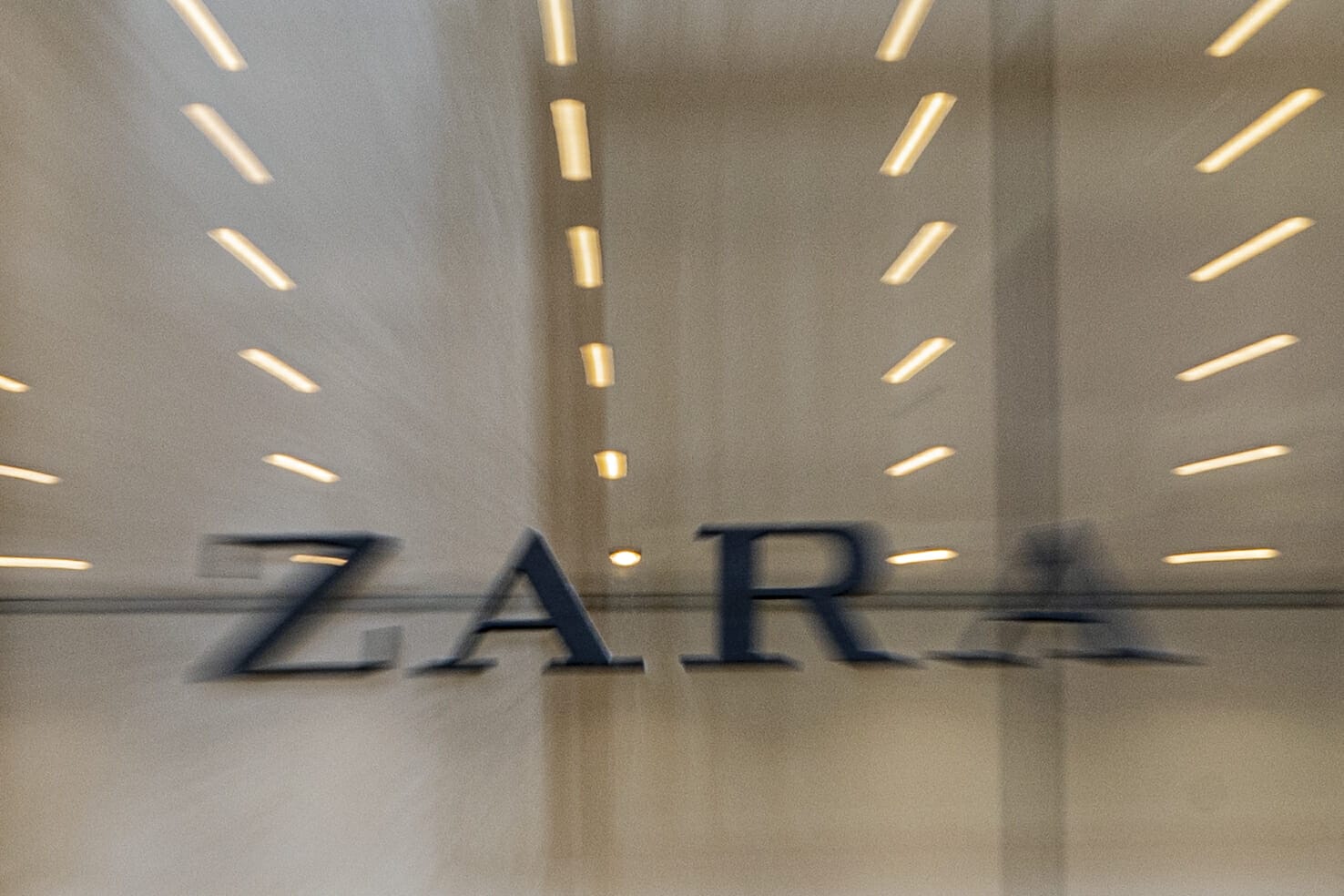 Sconti Zara autunno 2023, ecco i capi da acquistare ora a prezzi stracciati
