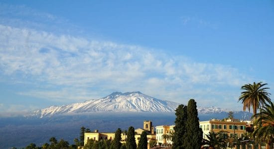 Il vulcano Etna in Sicilia-Foto da pixabay.com