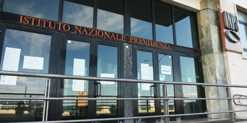 Pensioni da 5 a 7 anni prima nel 2024-Sede INPS-Foto da imagoeconomica