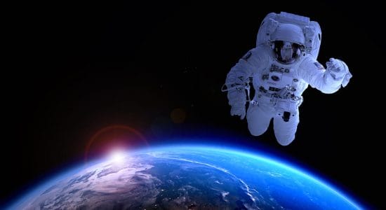 Quanto costeranno i viaggi nello spazio-astronauta-Foto da pixabay.com
