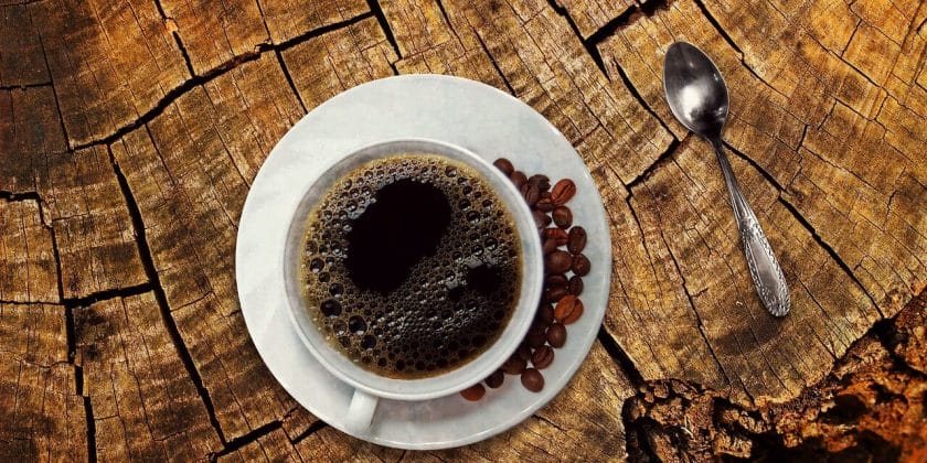 Togliere le macchie di tè e caffè dalle tazze-Foto da pixabay.com