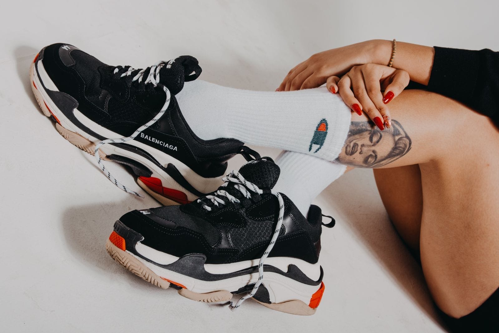 Il marchio Balenciaga-Foto da pexels.com