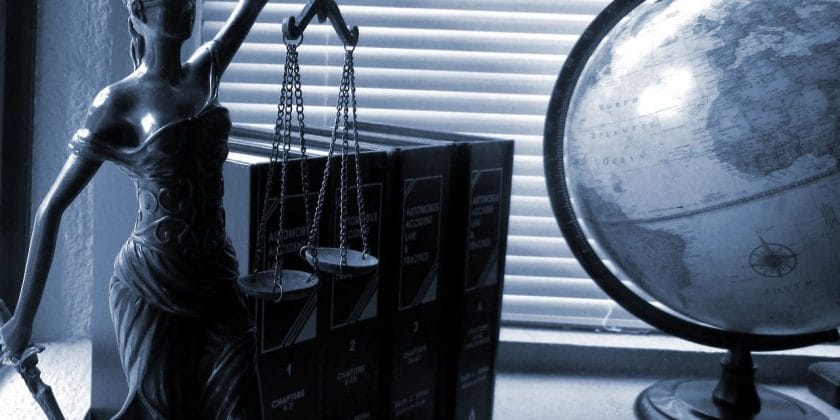 L’avvocato deve risarcire il danno in alcuni casi-Foto da pixabay.com