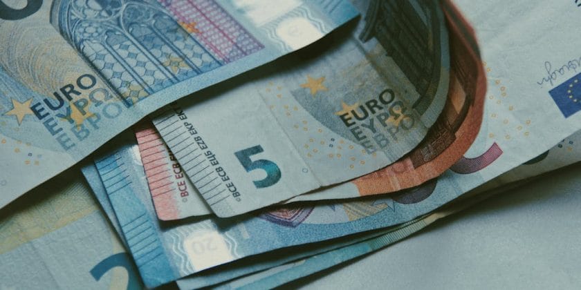 Attese sul petrolio e sull'euro dollaro-Foto da pexels.com