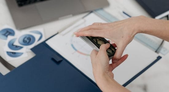 Sfortuna nera per 2 segni zodiacali