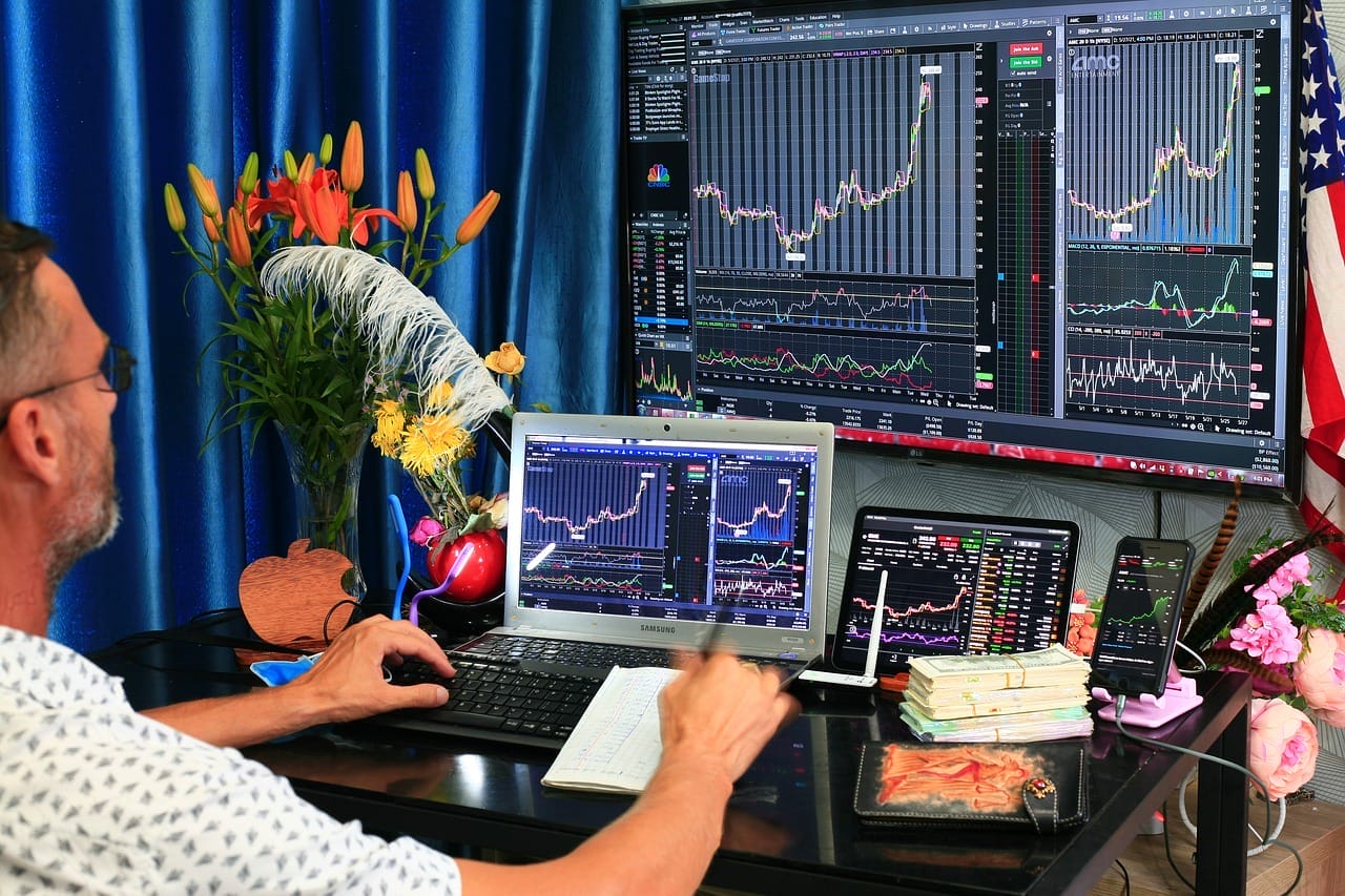 Le 3 azioni che hanno bruciato milioni nel 2024: scopri le peggiori del ftse mib