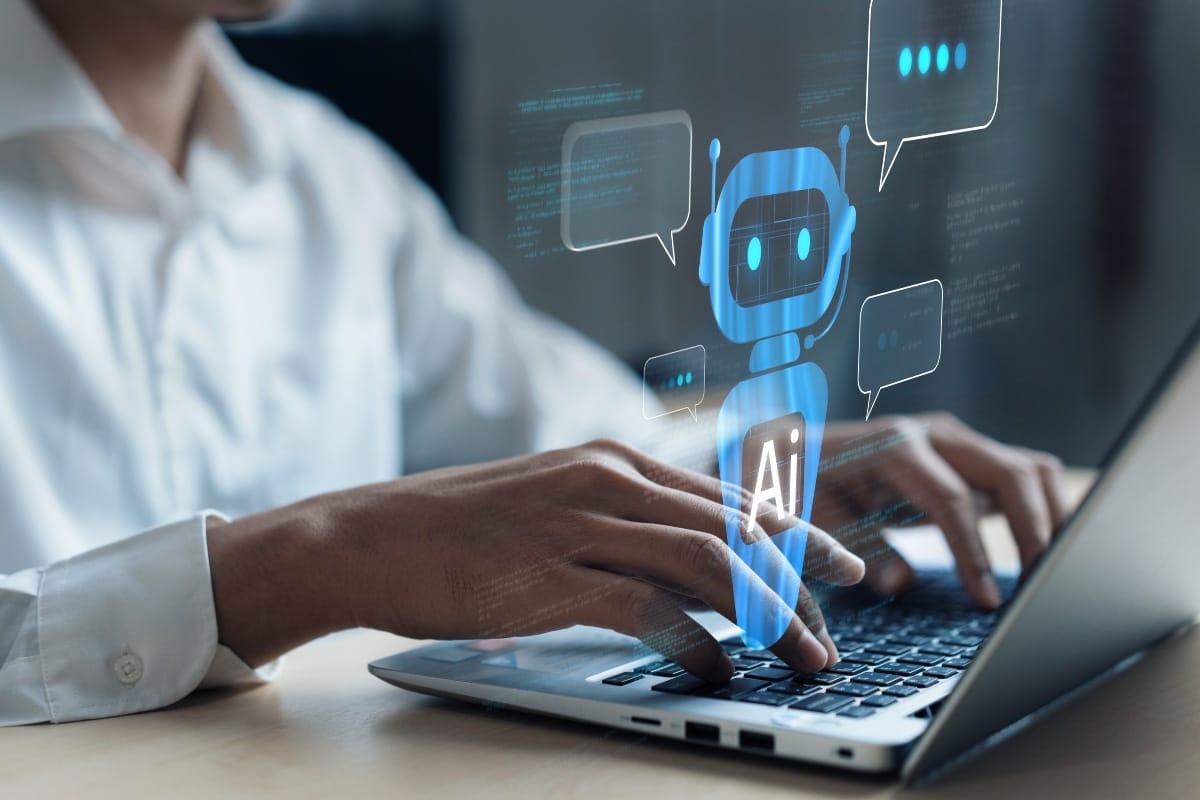 DeepSeek sotto attacco hacker e accuse di furto, mentre Alibaba lancia Qwen 2.5: è guerra di IA