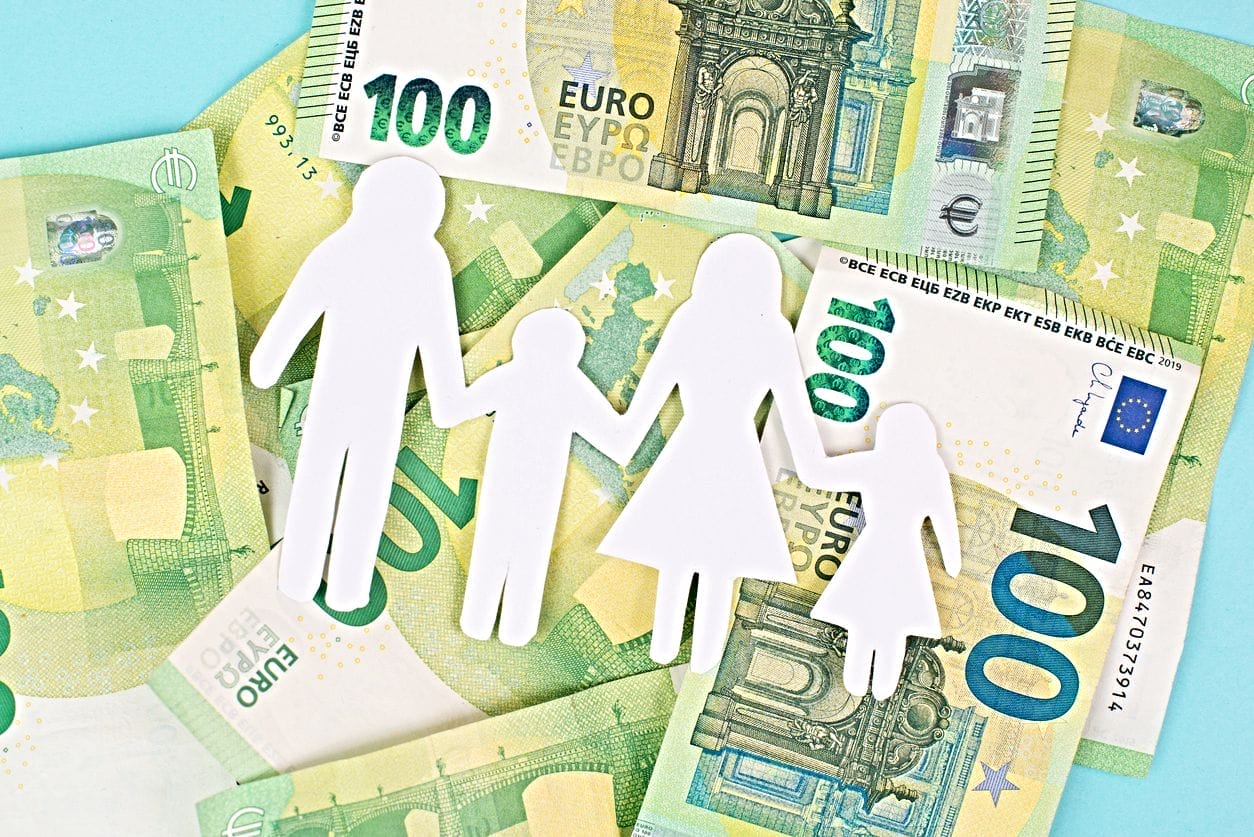 ISEE, gli unici modi per abbassarlo sono questi: ecco come accedere più facilmente ai bonus