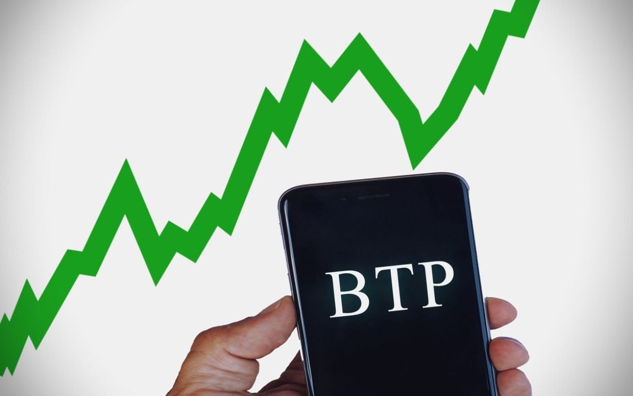 Successo strepitoso per il BTP Più: il MEF applica un rialzo dei tassi di rendimento