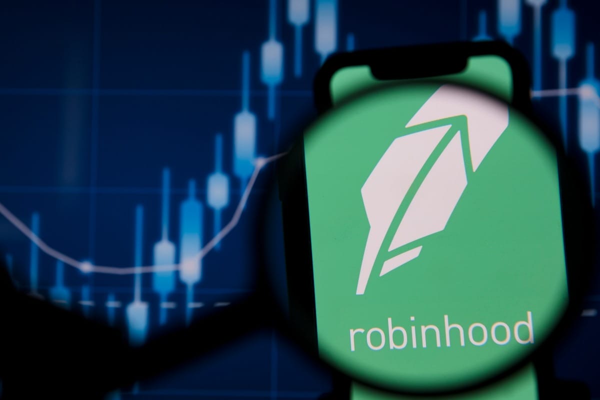 Azioni Robinhood Markets a +400% in 12 mesi, è il growth stock dell'anno? Cosa ne pensano gli analisti
