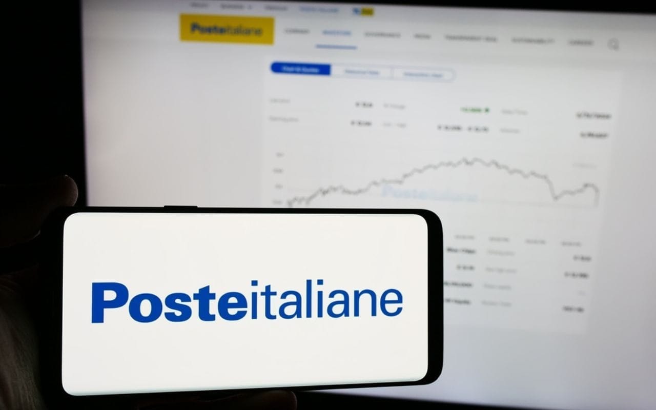 Associa il numero di cellulare alla Postepay per acquisti sicuri e tracciati: la riduzione delle truffe è garantita