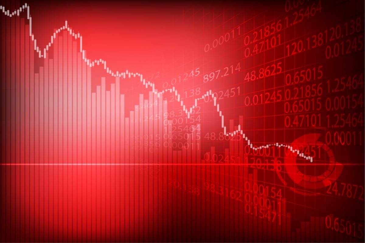 Borsa oggi apre (come previsto) in calo: 38.566,86 a -0,55% sull'onda del profondo rosso di Wall Street, che chiude con indici in negativo. Chiudono col segno meno anche Tokyo e indici asiatici