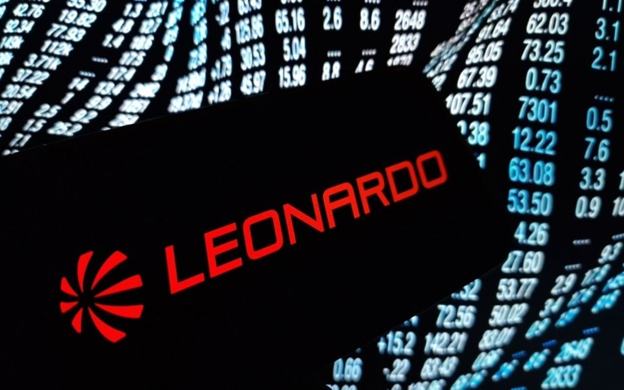 Leonardo aumenta dell'85% il dividendo e raddoppia la cedola per gli azionisti. Le prospettive di crescita fino al 2029 sono esorbitanti