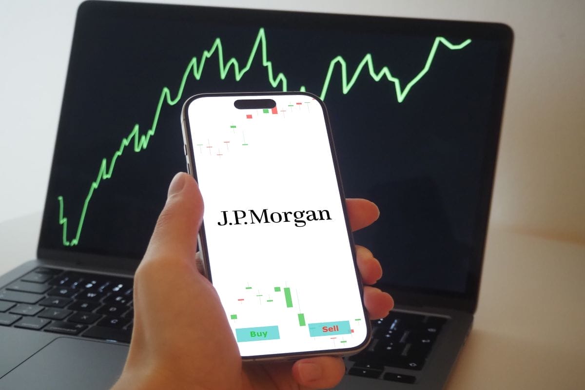 Gli analisti la pensano cos&igrave;: JPMorgan &egrave; to buy