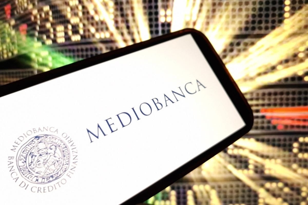 Mediobanca aumenta l’utile e vola a Piazza Affari. Si infiamma il risiko bancario italiano